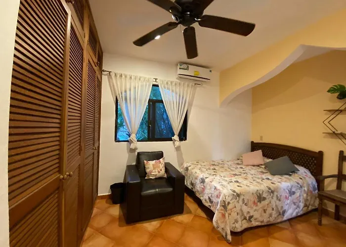 W/ Prime Location Mexican Colonial Style Apartment