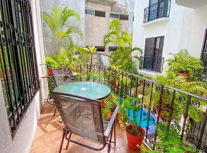 W/ Prime Location Mexican Colonial Style