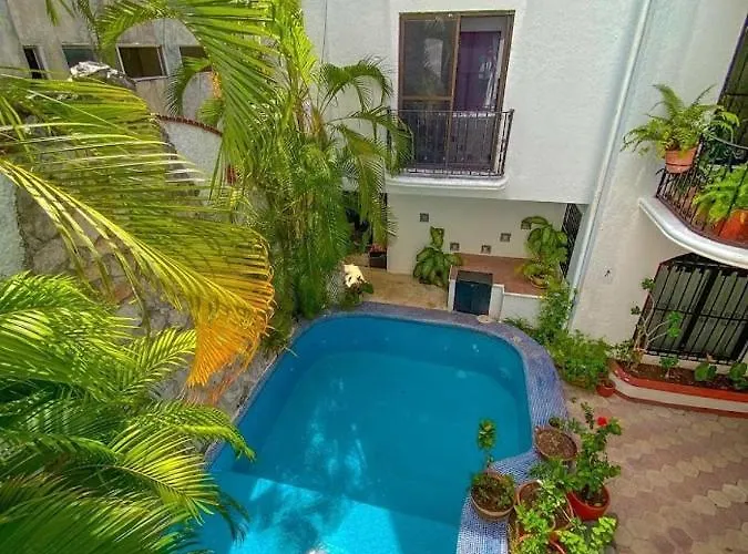 Apartment W/ Prime Location Mexican Colonial Style